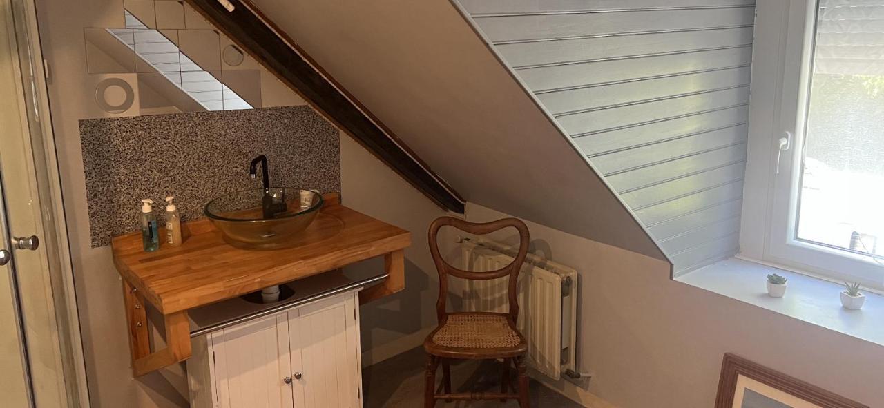 Double & Family Rooms In Tranquility In Blue Saint-Mars-sur-la-Futaie Bagian luar foto