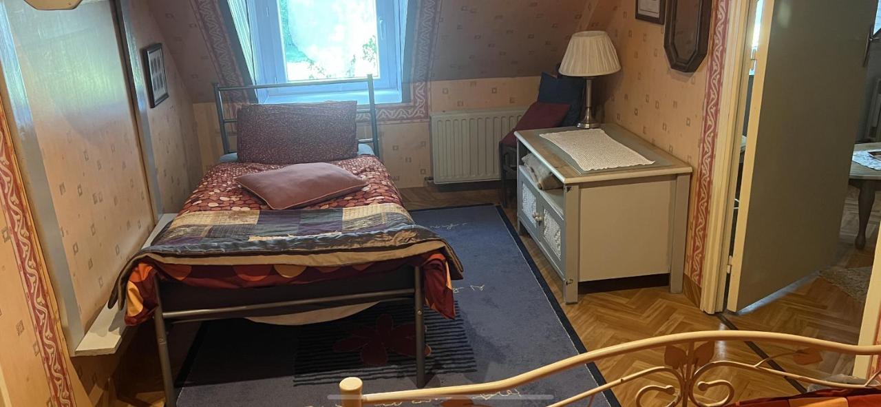 Double & Family Rooms In Tranquility In Blue Saint-Mars-sur-la-Futaie Bagian luar foto